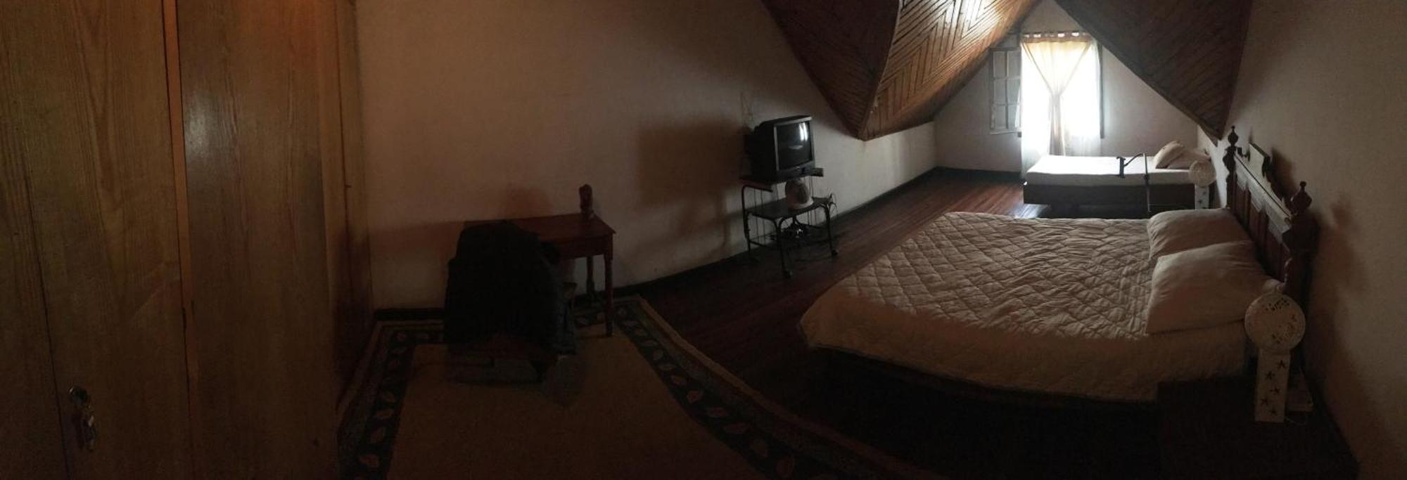 Le Fumoir Guest House Chambre Double Антананариву Екстериор снимка